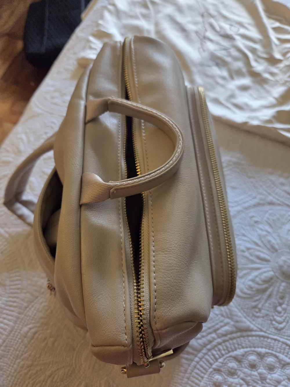 PINK COVE BACKPACK/CROSSBODY BAG + 2 ADDITIONAL STRAPS. DUST BAG INCLUDED - Picture 4 of 14